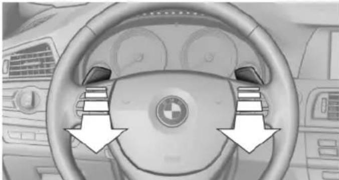 BMW 550i (2011) - Shift paddles for Sport automatic transmission - 1