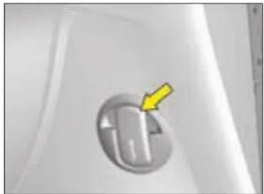 CITROEN C4 (2005) - INTERIOR COMFORT - 4