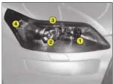 CITROEN C4 (2005) - FRONT LAMPS - 1