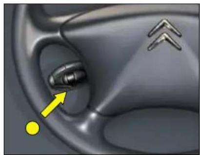 CITROEN Xsara Picasso (2005) - 74