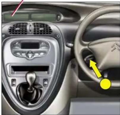 CITROEN Xsara Picasso (2005) - 86