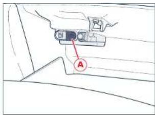 Maserati 3200 GT (2006) - Luggage compartment - 1