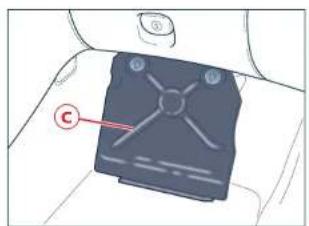 Maserati 3200 GT (2006) - Fuses and relays under the dashboard, on the right hand side - 1