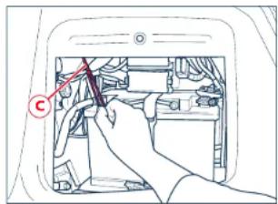 Maserati 3200 GT (2006) - Fuel tank flap emergency opening - 3