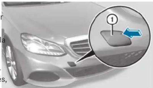 Mercedes-Benz E-Class (2014) - Remorquage et démarrage du moteur par remorquage du véhicule - 1