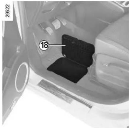 RENAULT Scenic (2011) - PASSENGER COMPARTMENT STORAGE/FITTINGS (6/6) - 4