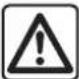 RENAULT Twingo (2011) - Closing the bonnet - 2