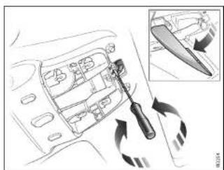 SAAB 9-3 (2008) - Temporary overriding the pinch protection - 2