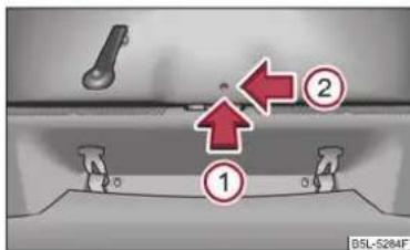 SKODA Yeti (2011) - Déverrouillage de secours de la malle AR - 1
