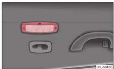SKODA Yeti (2011) - Eclairage intérieur du véhicule arrière - 1