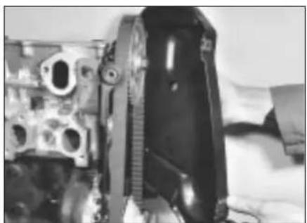 VOLKSWAGEN Jetta (1984) - Cylinder head - removal - 6