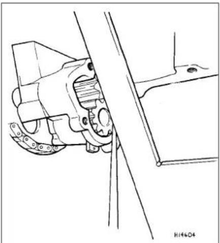 VOLKSWAGEN Jetta (1984) - Oil pump - removal and examination - 5
