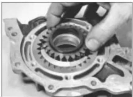VOLKSWAGEN Jetta (1984) - Oil pump - examination and renovation - 8