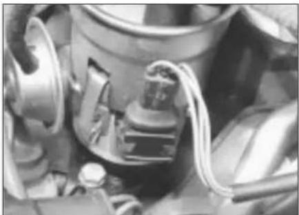 VOLKSWAGEN Jetta (1984) - Spark plugs - renewal - 10