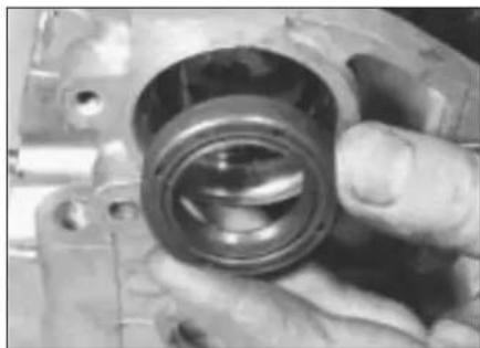 VOLKSWAGEN Jetta (1984) - Camshaft - removal - 6