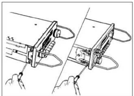 VOLKSWAGEN Jetta (1984) - Radio/cassette player - removal and refitting - 3
