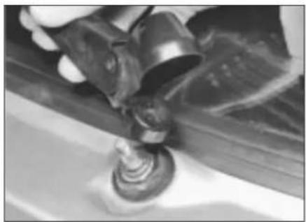 VOLKSWAGEN Jetta (1984) - Electrically-operated door mirror motor - removal and refitting - 5