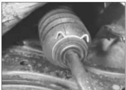 VOLKSWAGEN Jetta (1984) - Steering gear bellows - renewal - 3