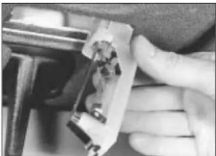 VOLKSWAGEN Jetta (1984) - Direction indicators and hazard flasher system - operation and testing - 2