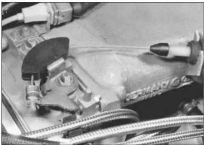 VOLKSWAGEN Golf (1984) - Valve 1 - testing and idle speed adjustment - 3