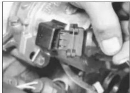 VOLKSWAGEN Golf (1984) - Hydraulic bucket tappets - checking free travel - 2