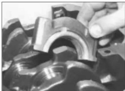 VOLKSWAGEN Golf (1984) - Crankshaft and bearings - examination and renovation - 18