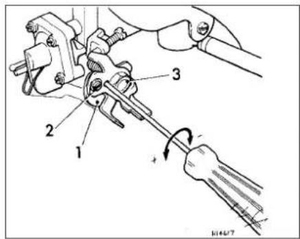 VOLKSWAGEN Golf (1984) - Choke valve gap (wide open kick) - 4