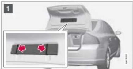 VOLVO S80 (2012) - Προειδοποιητικό τρίγωνο και κουτί πρώτων βοηθειών\* - 1