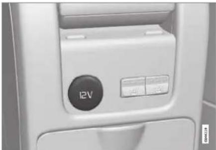 VOLVO V60 (2013) - Console de tunnel - prises 12 V - 2
