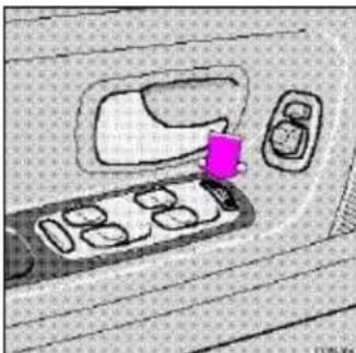 VOLVO V70 (2000) - WARNING! - 1