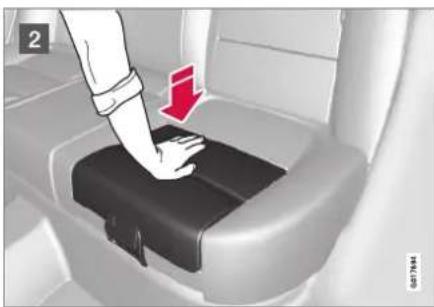 VOLVO V70 (2013) - Coussin rehausseur à deux niveaux\* - abaissement - 2