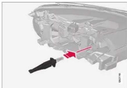 VOLVO V70 (2013) - NOTE - 1