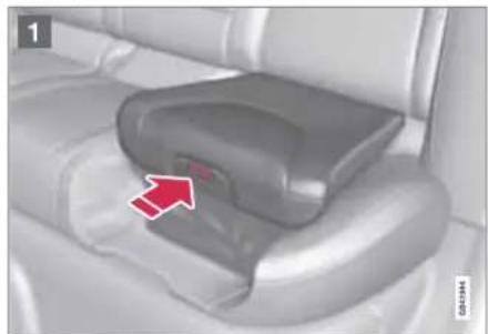 VOLVO XC60 (2012) - Ανύψωση του βοηθητικού παιδικού καθίσματος δύο σταδίων - 3
