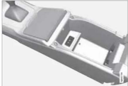 VOLVO XC70 (2013) - RSE - Σύστημα ψυχαγωγίας πίσω καθισμάτων\* - 1