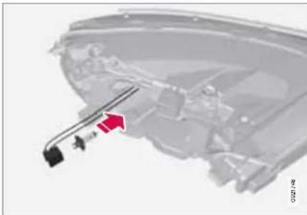 VOLVO XC70 (2013) - Στερέωση του προβολέα - 2