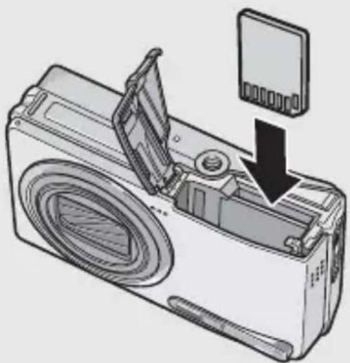 RICOH Caplio R5 - リチャージャブルバッテリーとSDメモリーカードをセットする - 2
