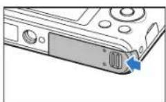 SAMSUNG ST150F - Insertion de la batterie et de la carte mémoire - 4