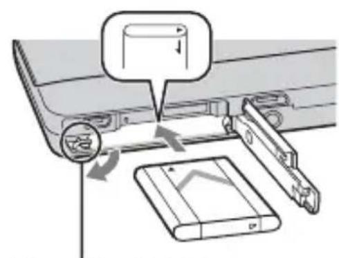 Diagram showing a device with a cylindrical component and a physical device with arrows indicating motion or movement, labeled in Chinese.