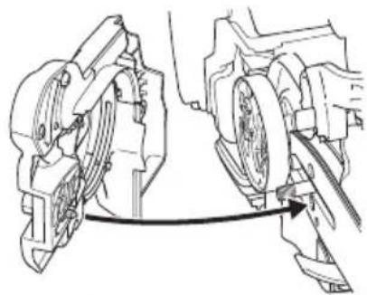 HUSQVARNA 545 TrioBrake - Montage du guide-chaîne et de la chaîne - 6