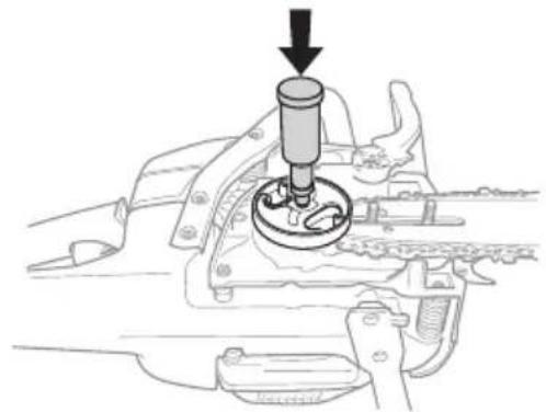 HUSQVARNA 545 TrioBrake - Schmierung des Nadellagers - 3