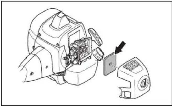 MCCULLOCH CS 340 - To clean and examine the air filter - 1