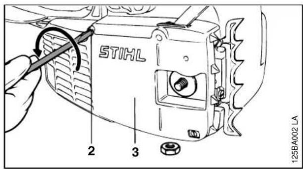 STIHL 009 - Mounting the Bar and Chain - 3