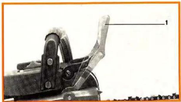 STIHL 011 - Starting - 1