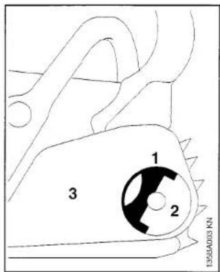 STIHL 021 - Mounting the Bar and Chain Models with Quick Chain Tensioner - 1
