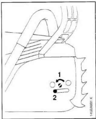 STIHL 021 - Mounting the Bar and Chain Models with Front or Side Chain Tensioner - 3