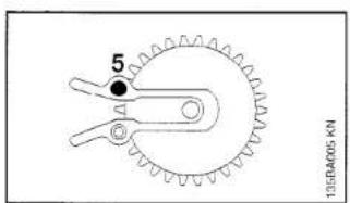 STIHL 025 - Mounting the Bar and Chain Models with Quick Chain Tensioner - 3