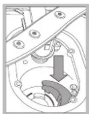 HOTPOINT LFSA+ 2164 A IX - Limpar os filtros - 4