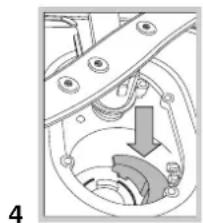 INDESIT DSG 051 - Cleaning the filters - 4