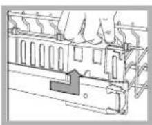 INDESIT DSG 051 - Regolare l'altezza del cesto superiore - 2