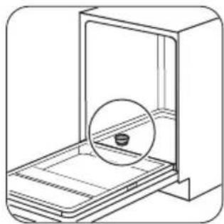 ZANUSSI ZDT16011FA - Het zoutreservoir vullen - 2